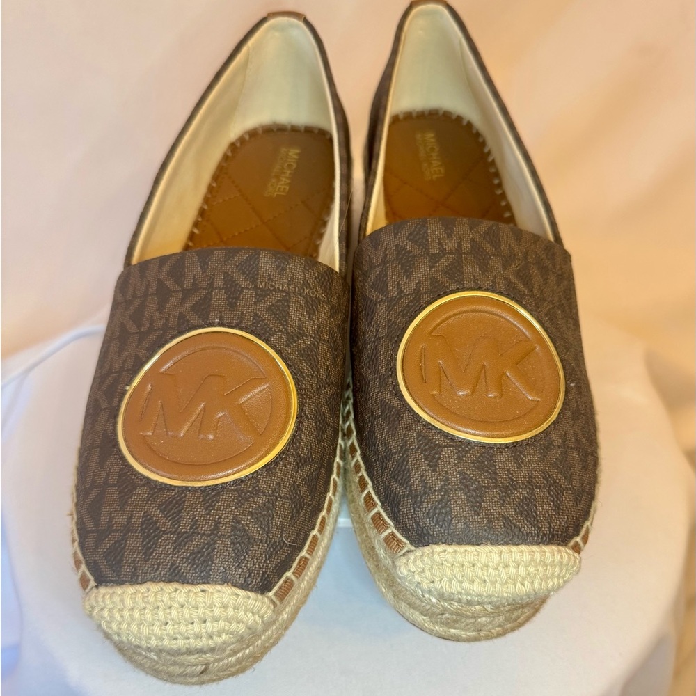 Michael Kors Brown Platform Espadrille Flats NWOT